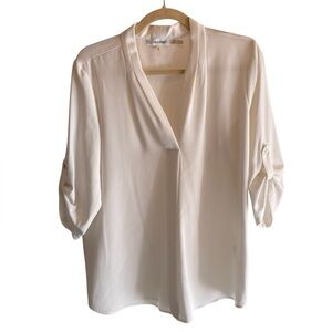 Calvin Klein Women's Off-White V-Neck Roll-Sleeve Blouse in Size M